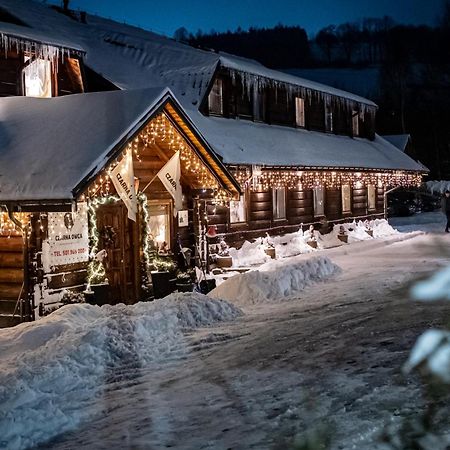 Bed and Breakfast Czarna Owca Истебна Экстерьер фото