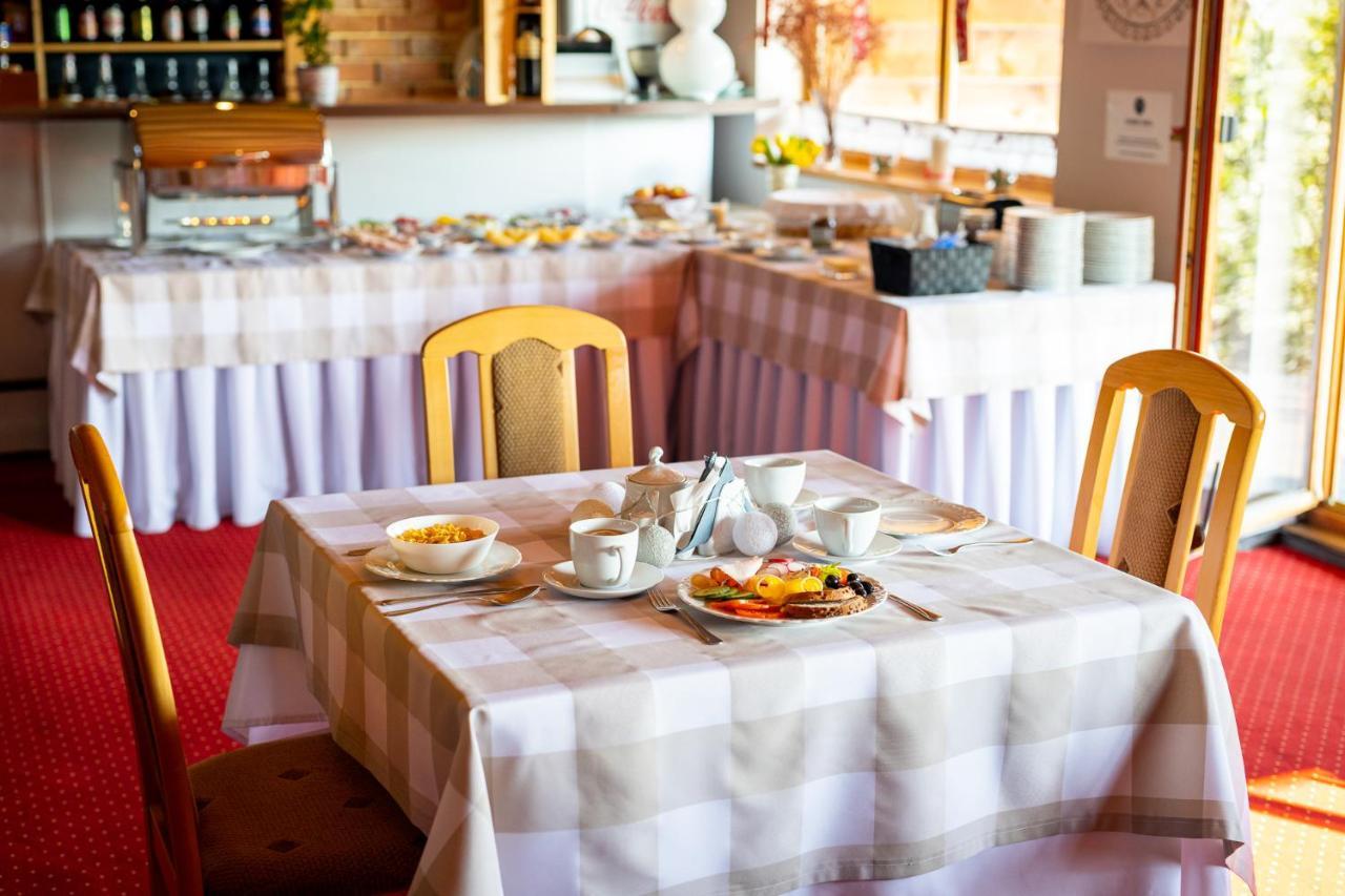 Bed and Breakfast Czarna Owca Истебна Экстерьер фото