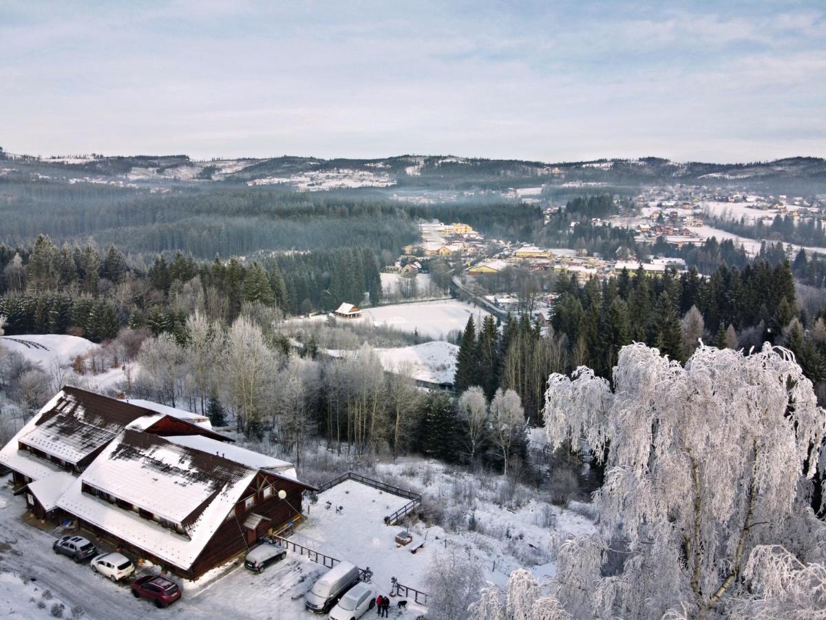 Bed and Breakfast Czarna Owca Истебна Экстерьер фото