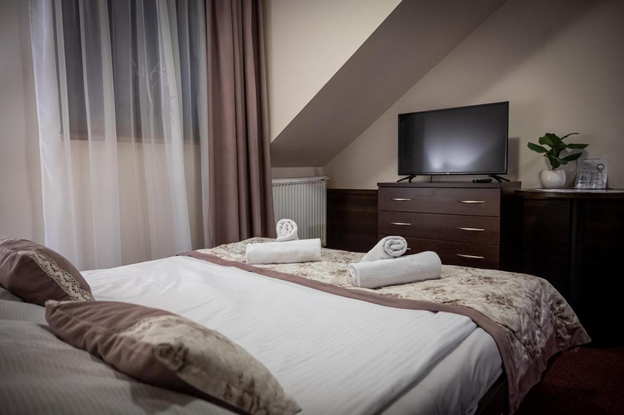 Bed and Breakfast Czarna Owca Истебна Экстерьер фото