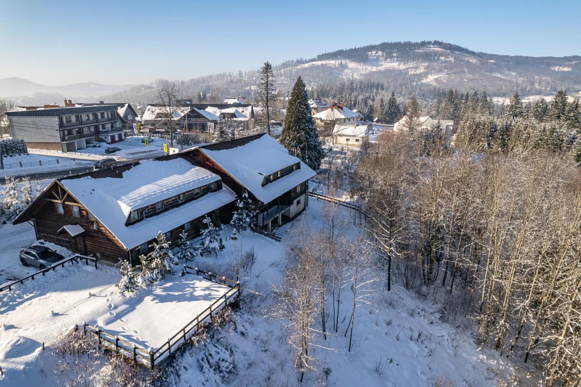 Bed and Breakfast Czarna Owca Истебна Экстерьер фото